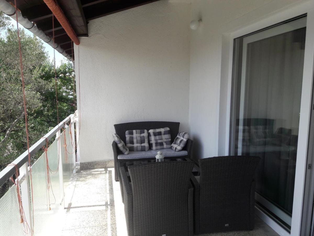 Apartman-Maja-Krk Krk Town Exterior foto